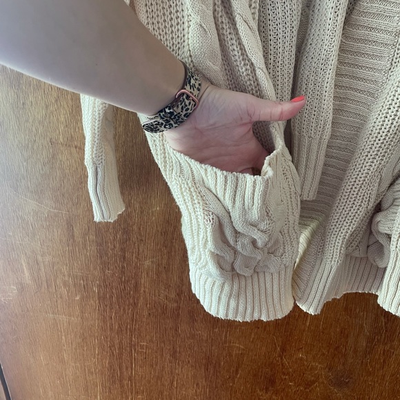 VICI Cable Knit Cardigan Cream Colored Small/Med - Picture 2 of 5